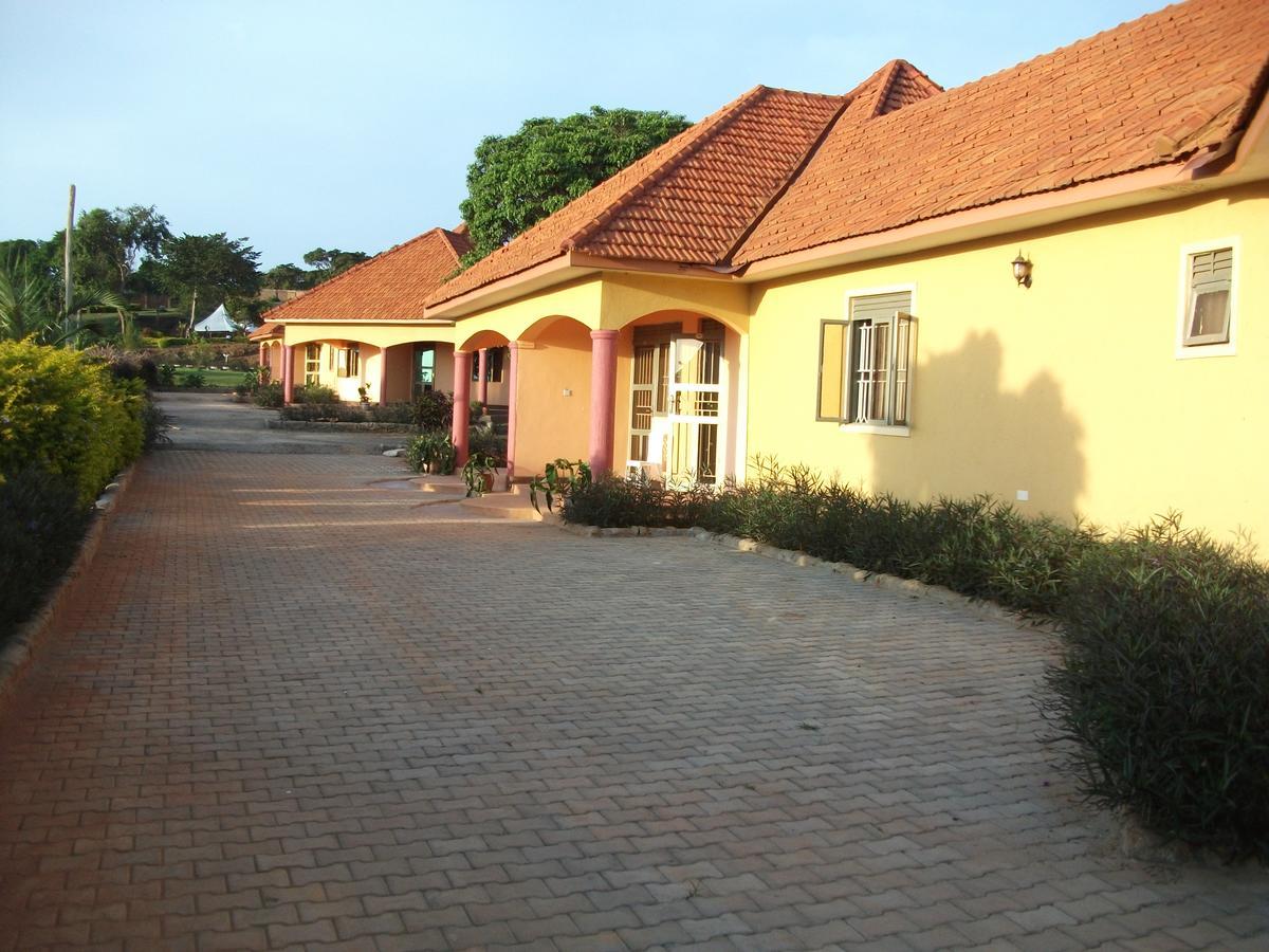 Peniel Beach Hotel Entebbe Exteriér fotografie